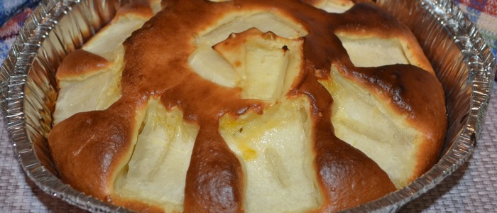 Пирог с дыней в мультиварке