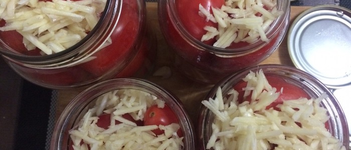 Помидоры в снегу на зиму