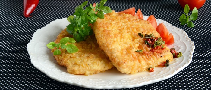Шницель из куриной грудки в панировке