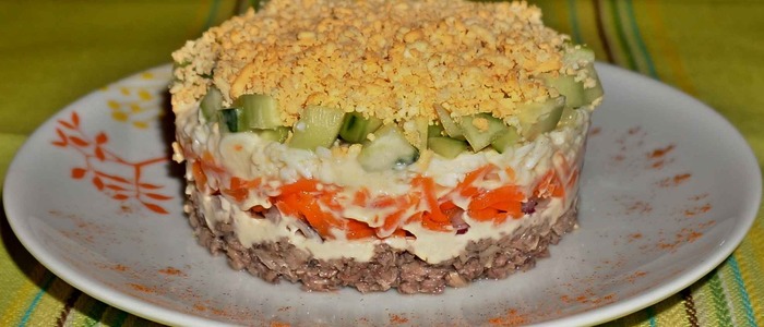 Салат Рыжик Салат Рыжик с грибами.