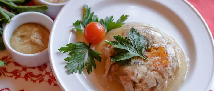 холодец из свиных ножек холодец из свиных ножек и рульки