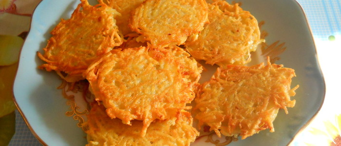картофельные драники на сковороде
