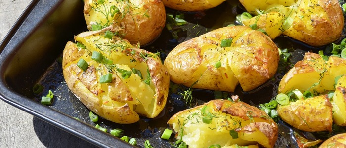 картошка с майонезом в духовке картошка с майонезом и сыром в духовке..