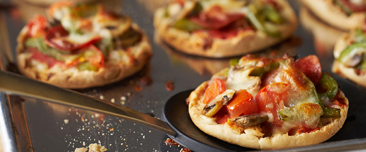 Мини-пицца из дрожжевого теста Мини-пицца из слоеного теста