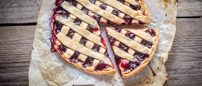 пирог с вишней и творогом