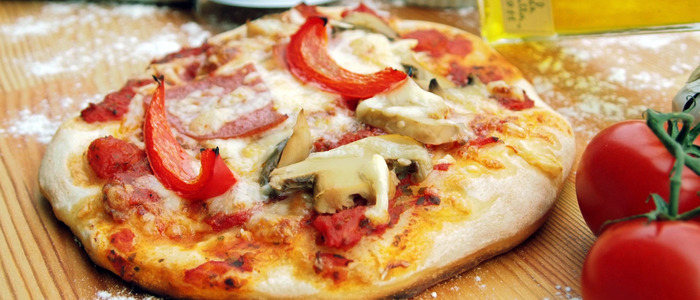 пицца на кефире и сметане