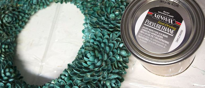 Новогодние поделки из фисташек Венок из фисташек