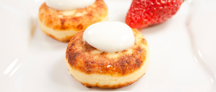 Пышные сырники в духовке Пышные сырники на сковороде