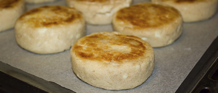 Пышные сырники классические Пышные сырники с манкой