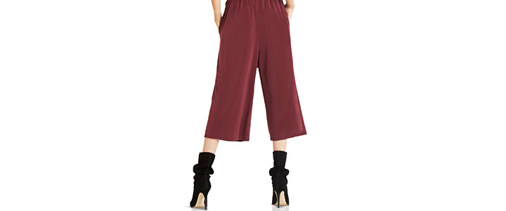 С чем носить укороченные брюки С чем носить укороченные брюки-капри