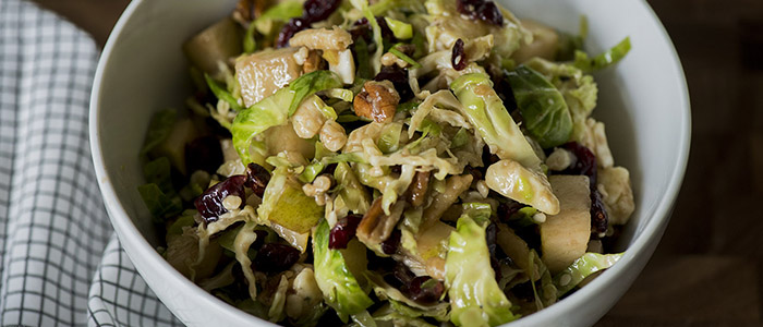 Салат "Хрустящий" с фасолью Салат "Хрустящий" с капустой