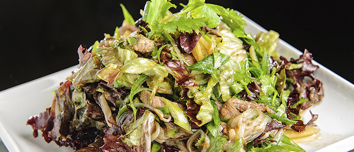 Салат "Хрустящий" с орехами Салат "Хрустящий" с фасолью