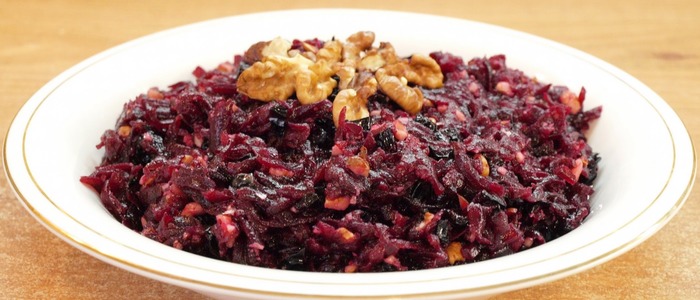 салат из свеклы с черносливом салат из свеклы с черносливом и чесноком