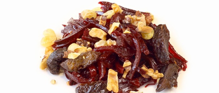 салат из свеклы с черносливом салат из свеклы с черносливом и сыром