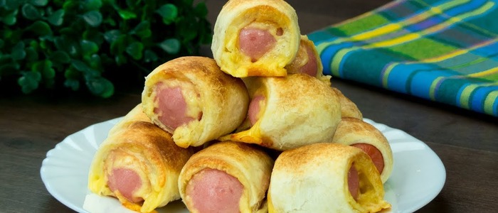 сосиски в слоёном тесте в дрожжевом тесте